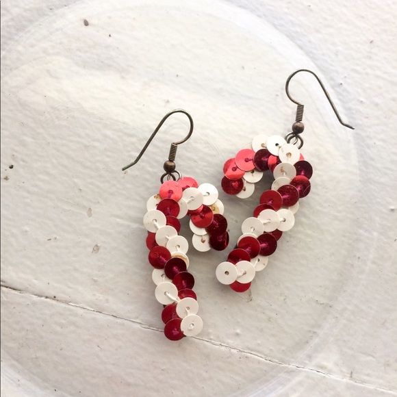 🔴 Candy Cane Earrings - Picture 2 of 2